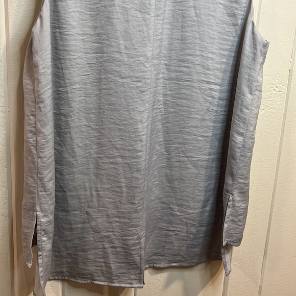 41 Hawthorn Light Grey Silky Lined Sleeveless Shirt - Picture 8 of 11